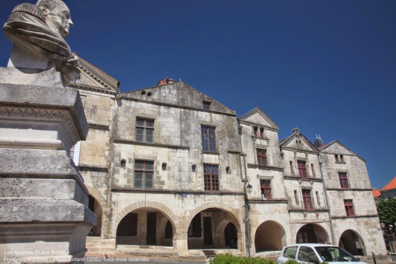 Fontenay le Comte les Arcades