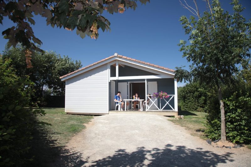 Location de chalet 6 à 7 personnes dans camping ouvert à l'année